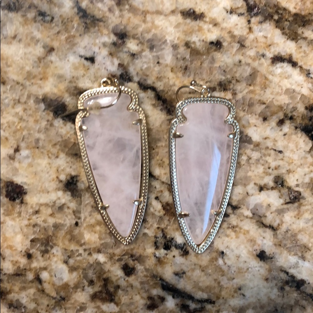 Pink Kendra Scott earnings